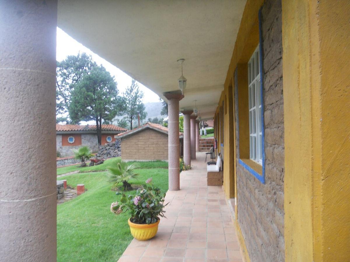 Отель Rancho Escondido Casa Goyri Tlaxco Экстерьер фото
