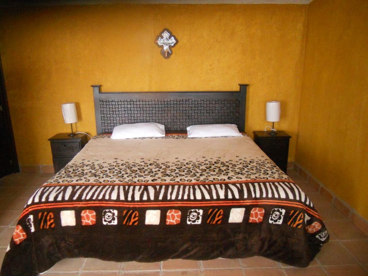 Отель Rancho Escondido Casa Goyri Tlaxco Экстерьер фото