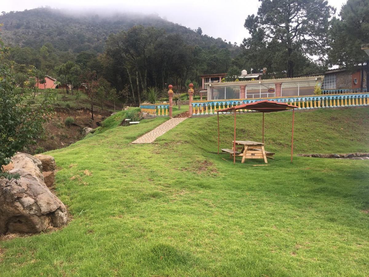 Отель Rancho Escondido Casa Goyri Tlaxco Экстерьер фото