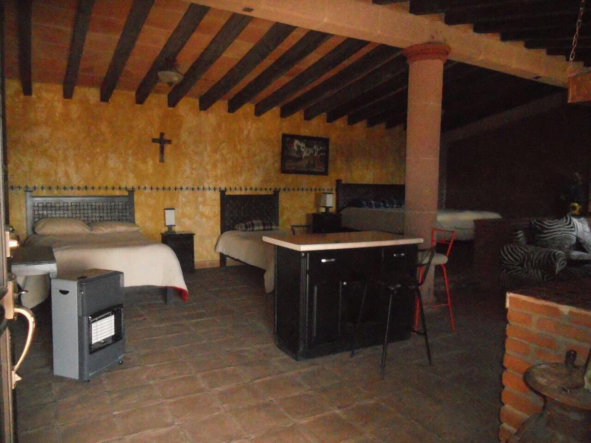 Отель Rancho Escondido Casa Goyri Tlaxco Экстерьер фото