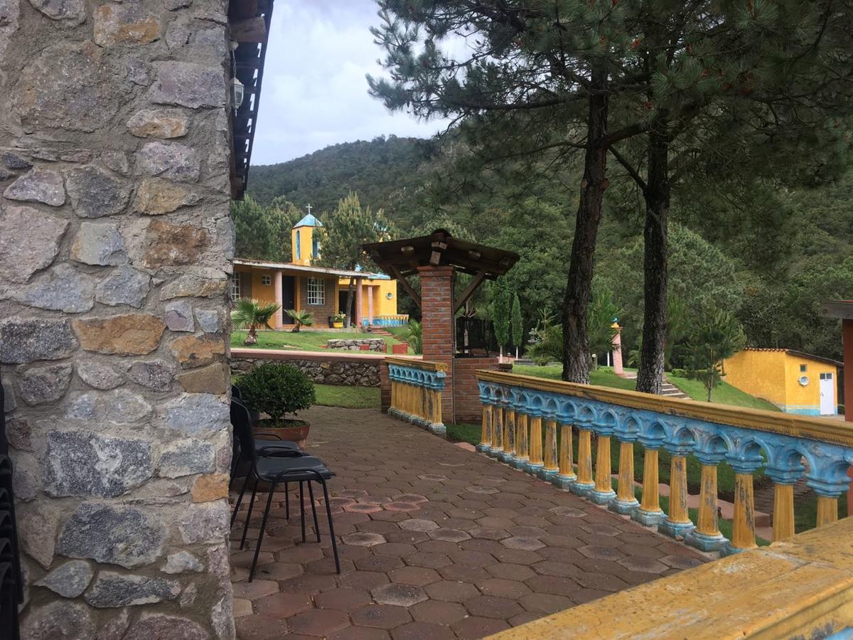 Отель Rancho Escondido Casa Goyri Tlaxco Экстерьер фото
